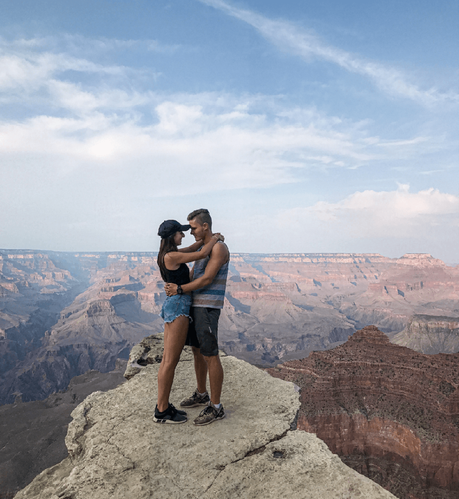 Grand Canyon nemohl pár během svého cestování vynechat.
