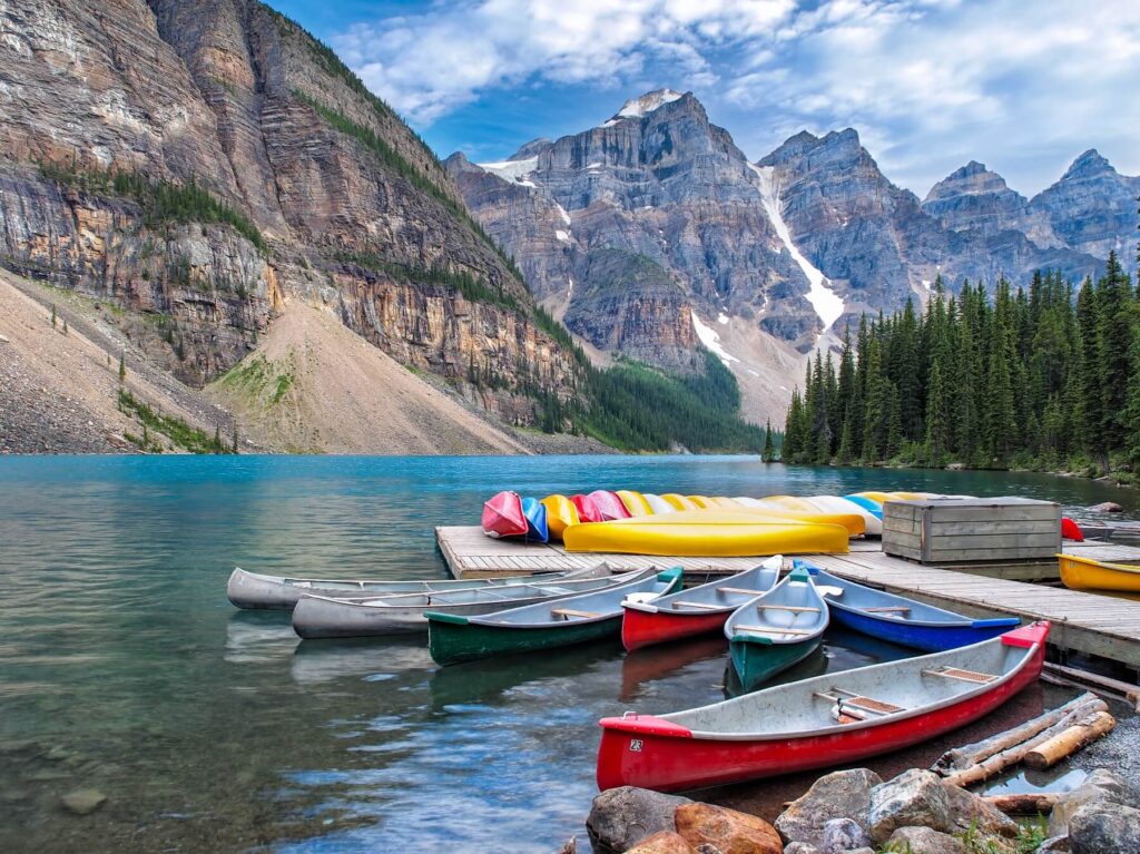 O nádherná jezera není v Kanadě nouze.