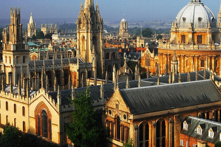 oxford_campus_canva