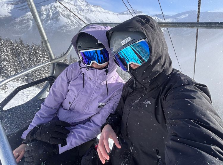 Mája o střední škole v Kanadě