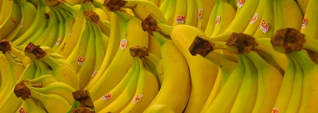 Banány v supermarketu